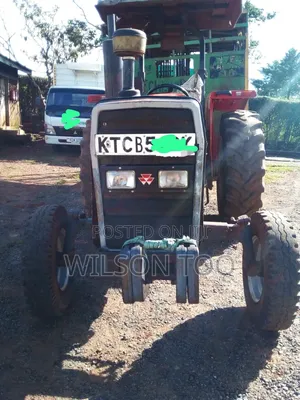 Massey Ferguson 275 Tractor