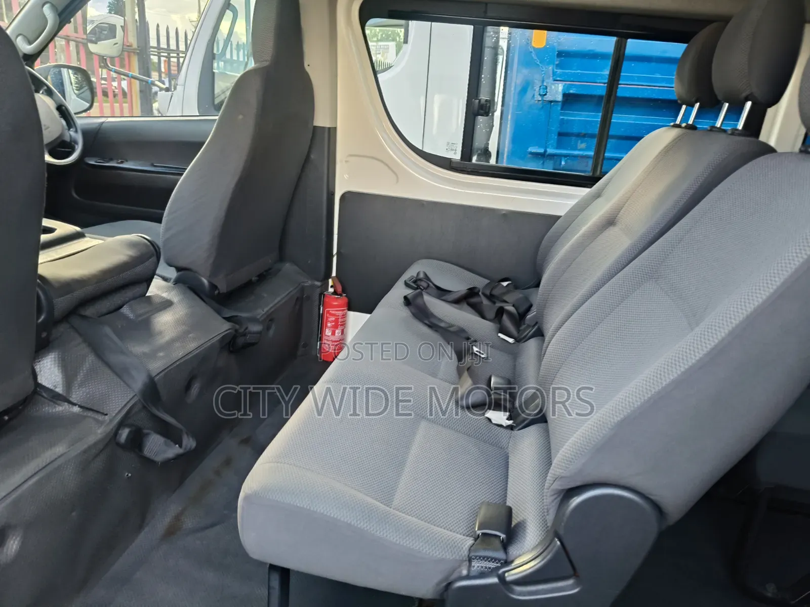 Toyota HiAce 2018 White