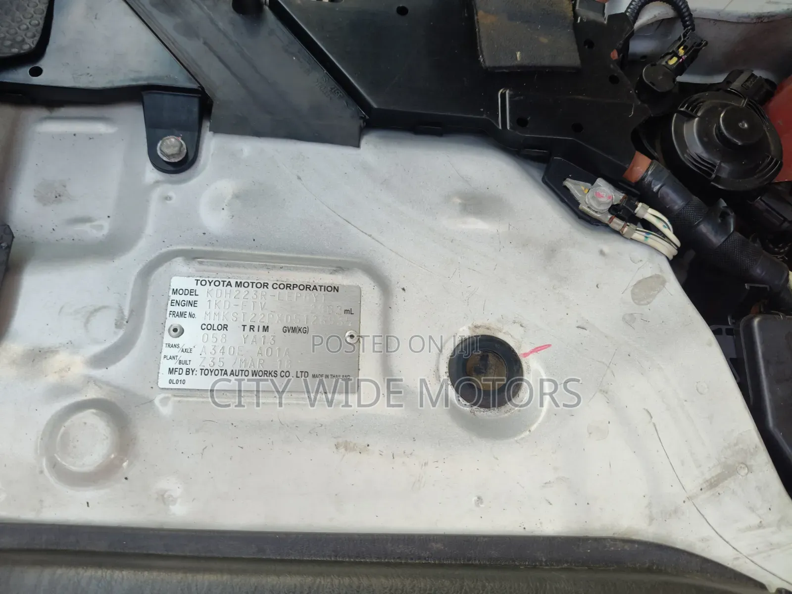 Toyota HiAce 2018 White