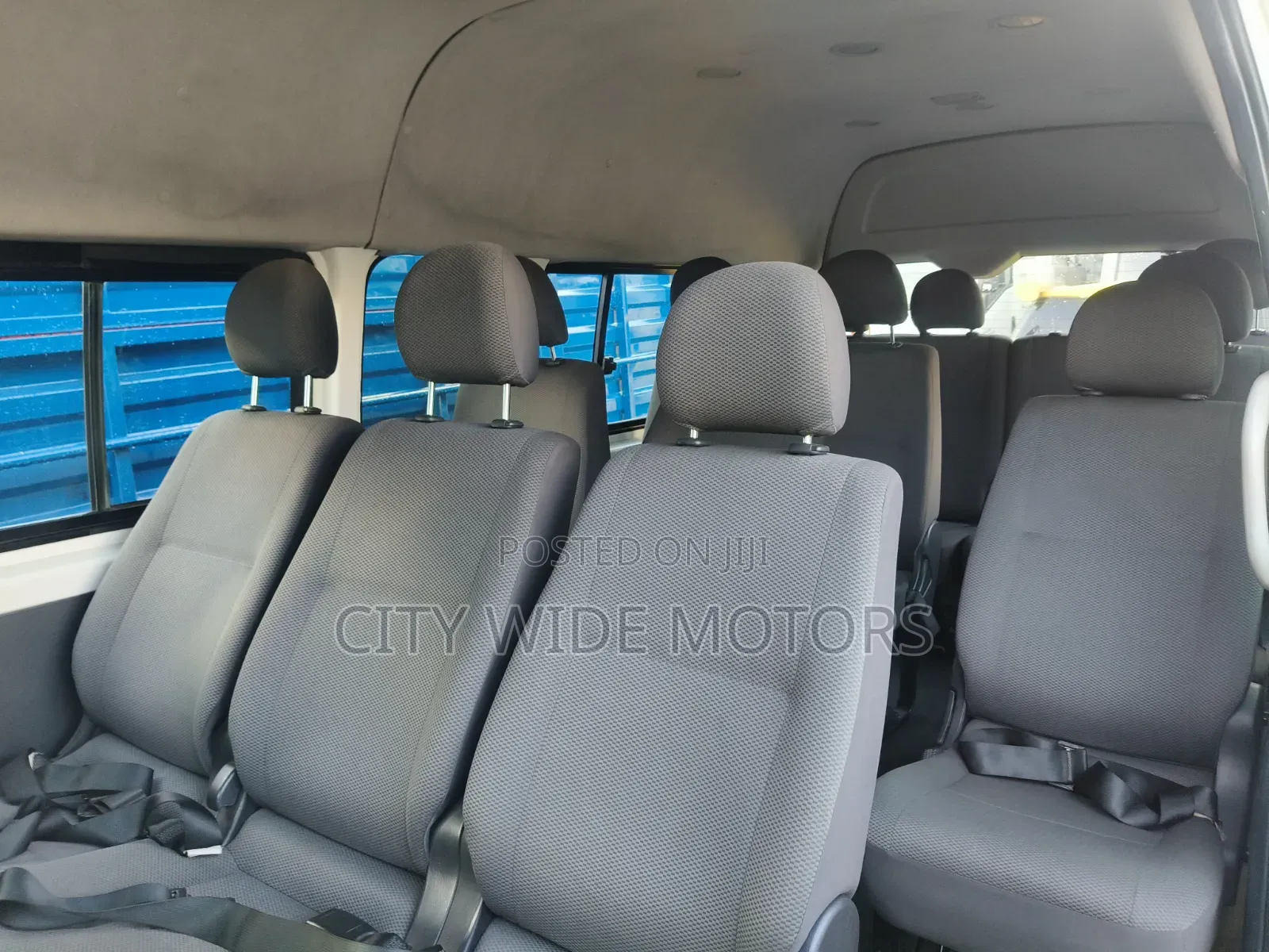Toyota HiAce 2018 White