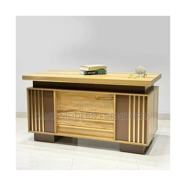 Office Work Desk - main view