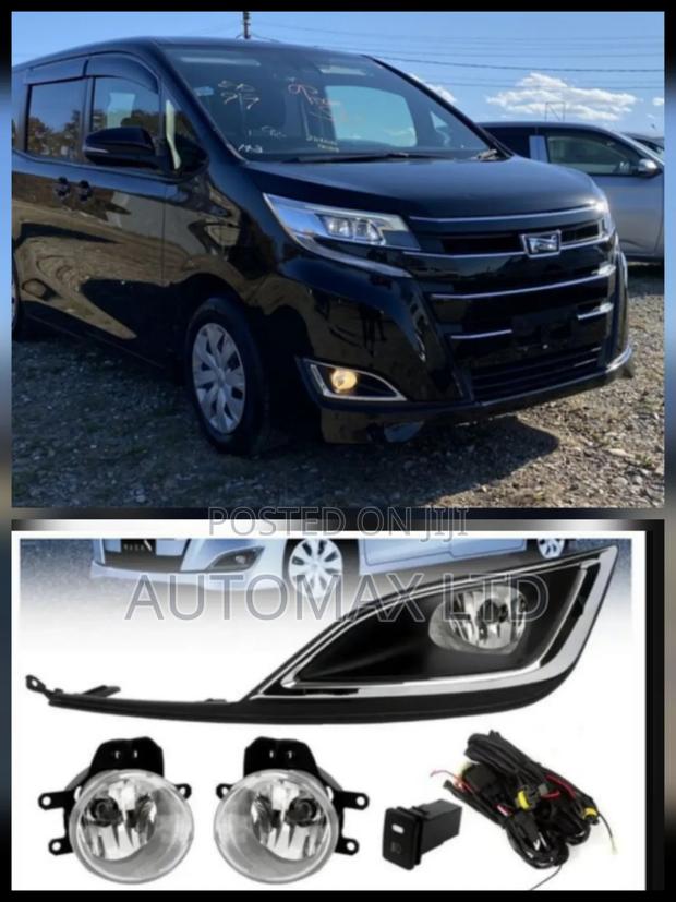 New, Fog Lamp Set With Covers for Toyota Noah Zrr85, Yr2018+