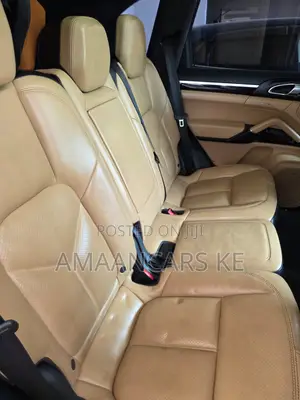 Porsche Cayenne GTS AWD 2018 White