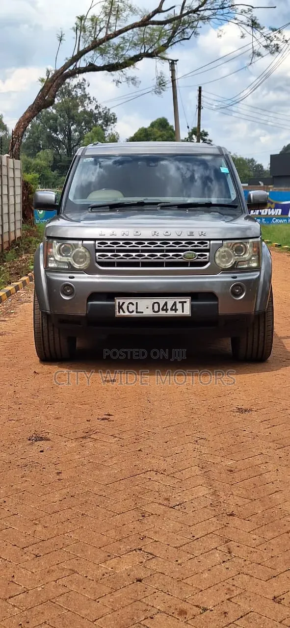 Land Rover Discovery 2010 Silver