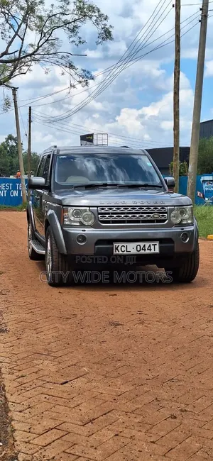 Land Rover Discovery 2010 Silver