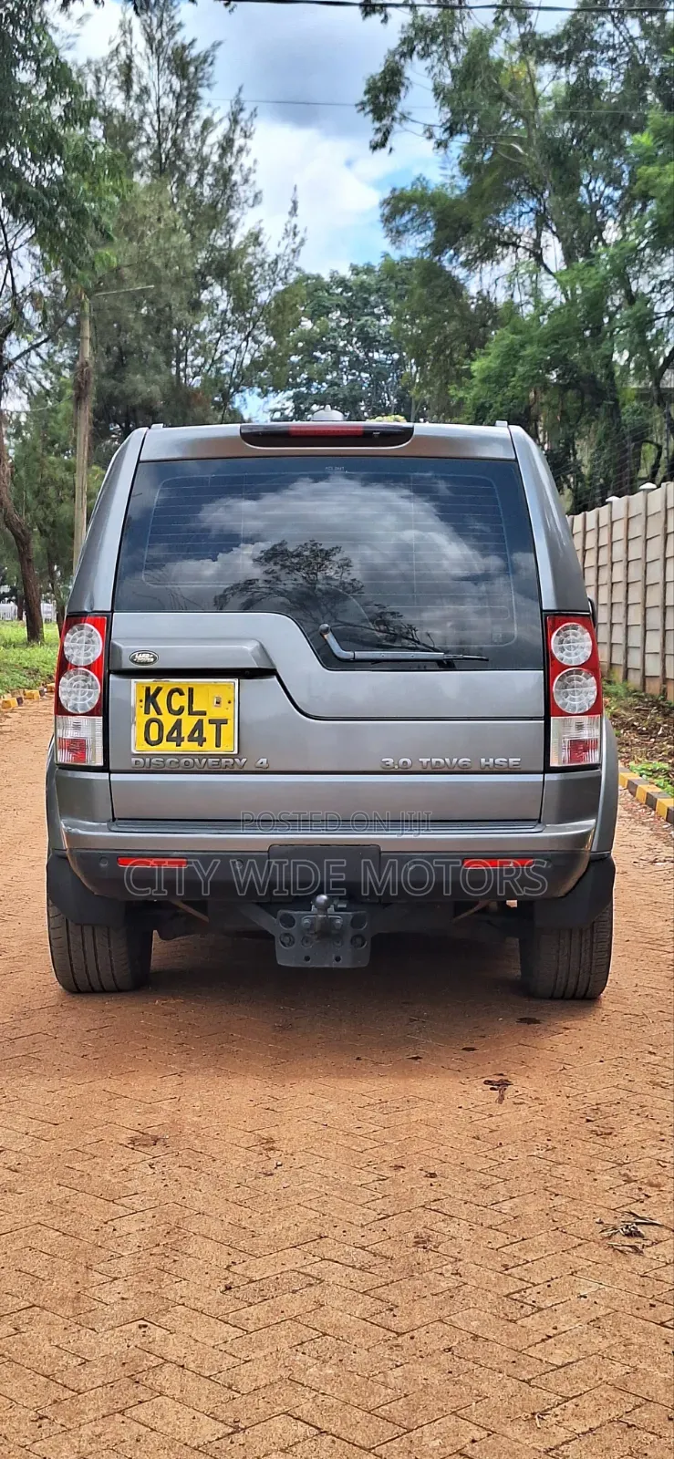 Land Rover Discovery 2010 Silver