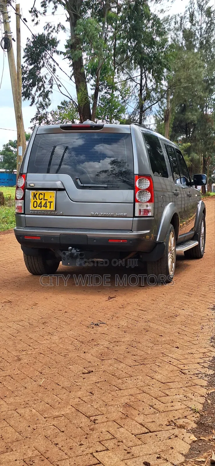 Land Rover Discovery 2010 Silver