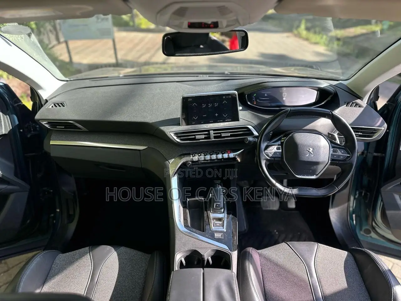 Peugeot 5008 2019 Green
