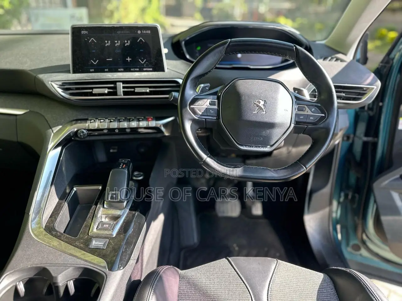 Peugeot 5008 2019 Green