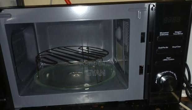 Microwave Oven With Grill - thumbnail 2