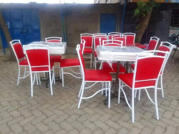 Ball Powded Chairs