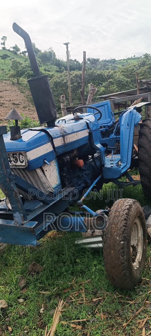 Ford Tractor 7600 - main view