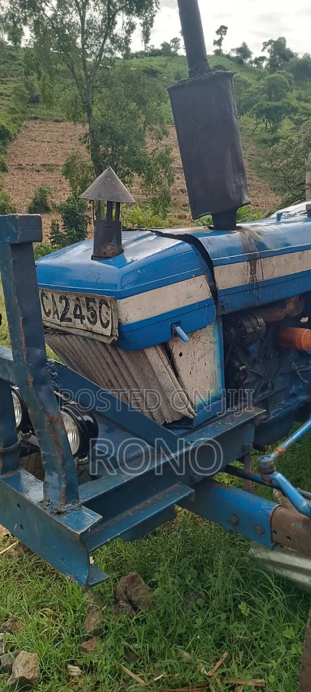 Ford Tractor 7600 - thumbnail 2