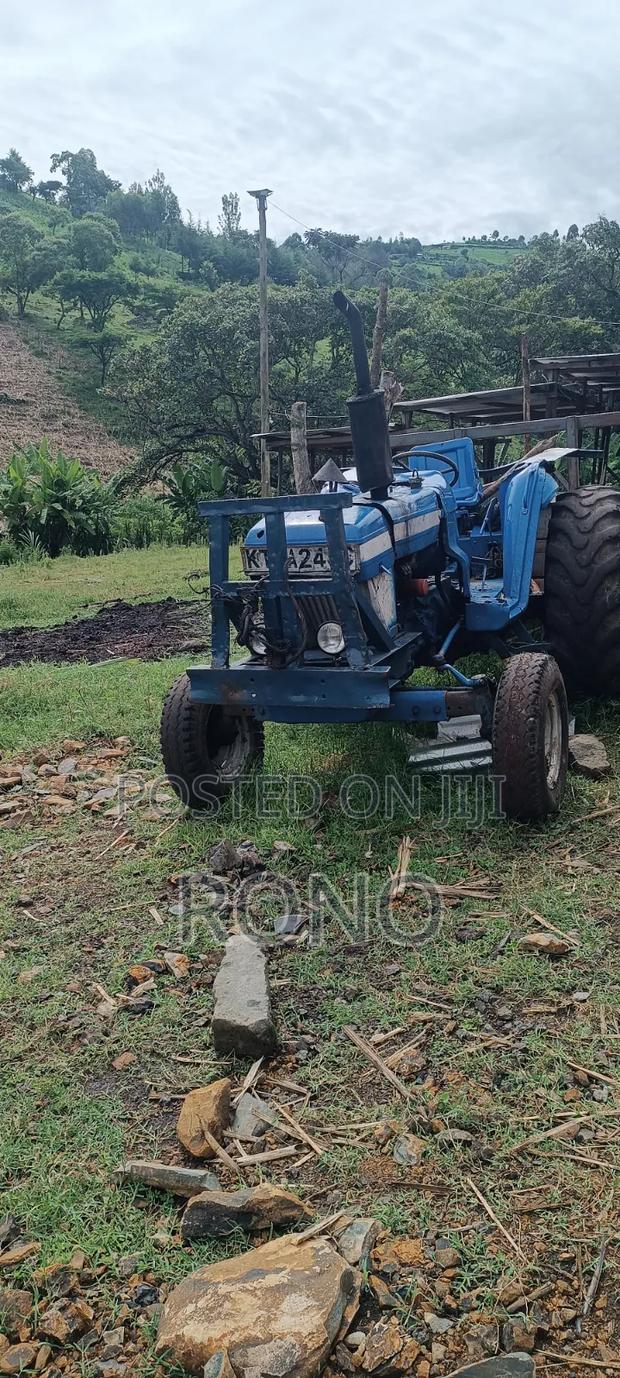 Ford Tractor 7600 - thumbnail 4