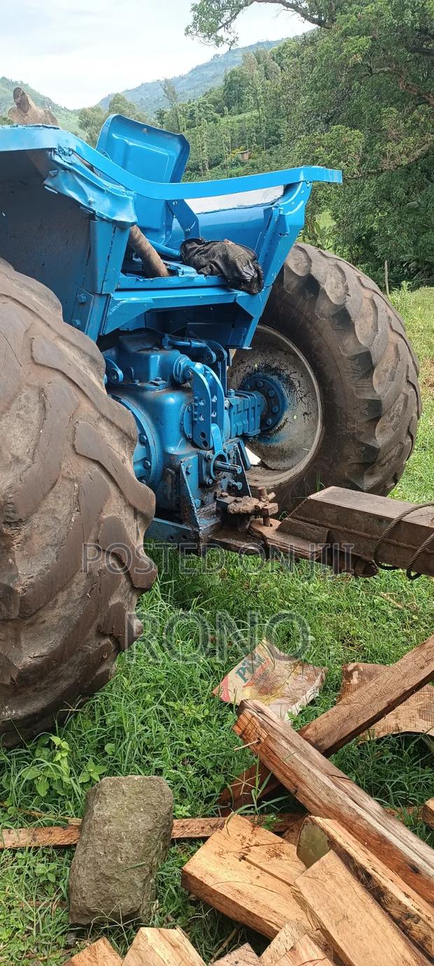 Ford Tractor 7600 - thumbnail 5