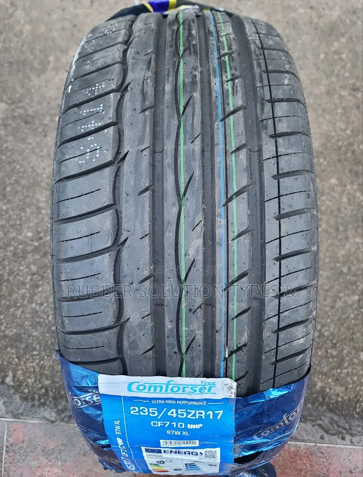 235 /45 R17 Comforser Tyres 97w X/L Cf710