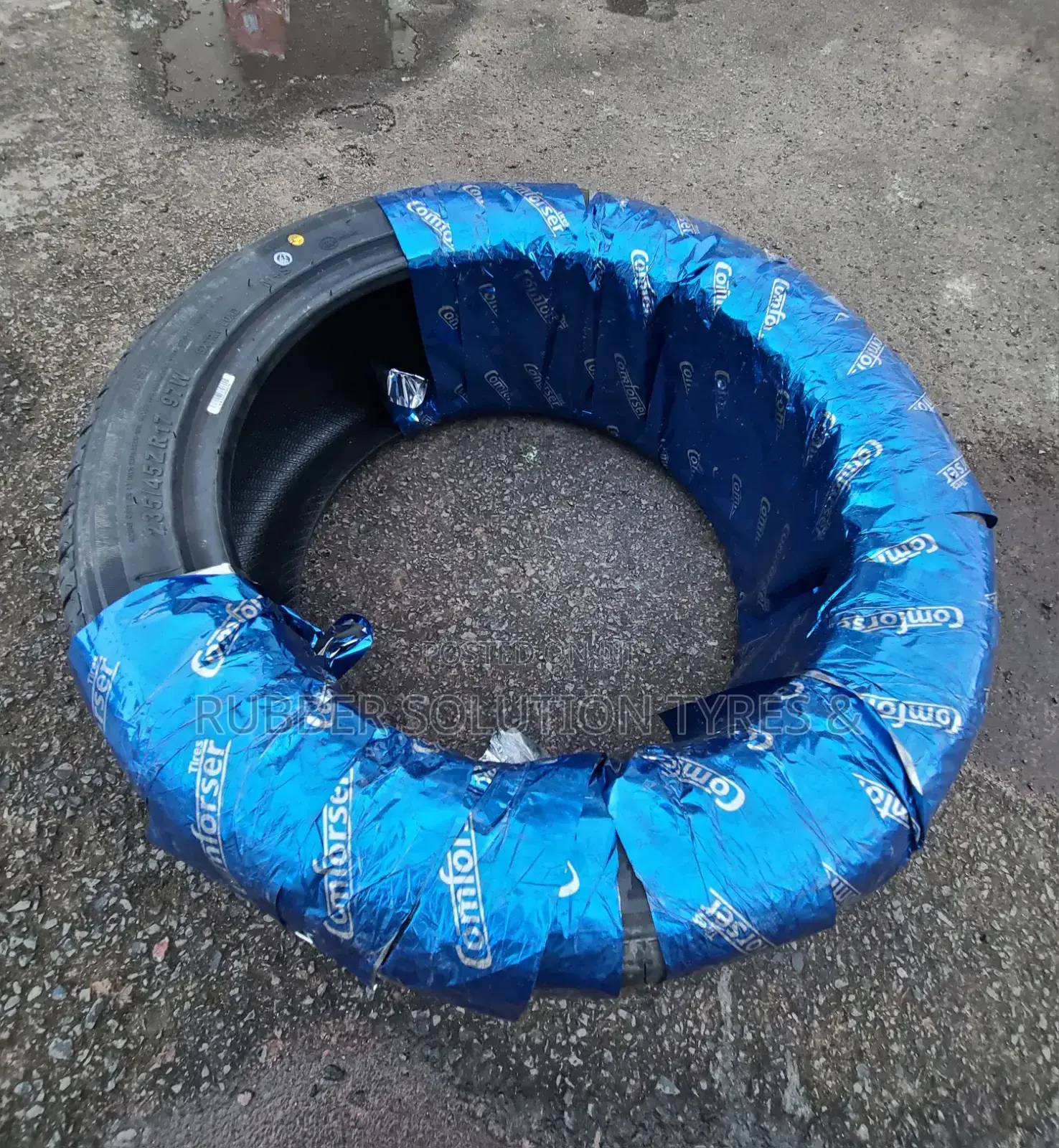 235 /45 R17 Comforser Tyres 97w X/L Cf710