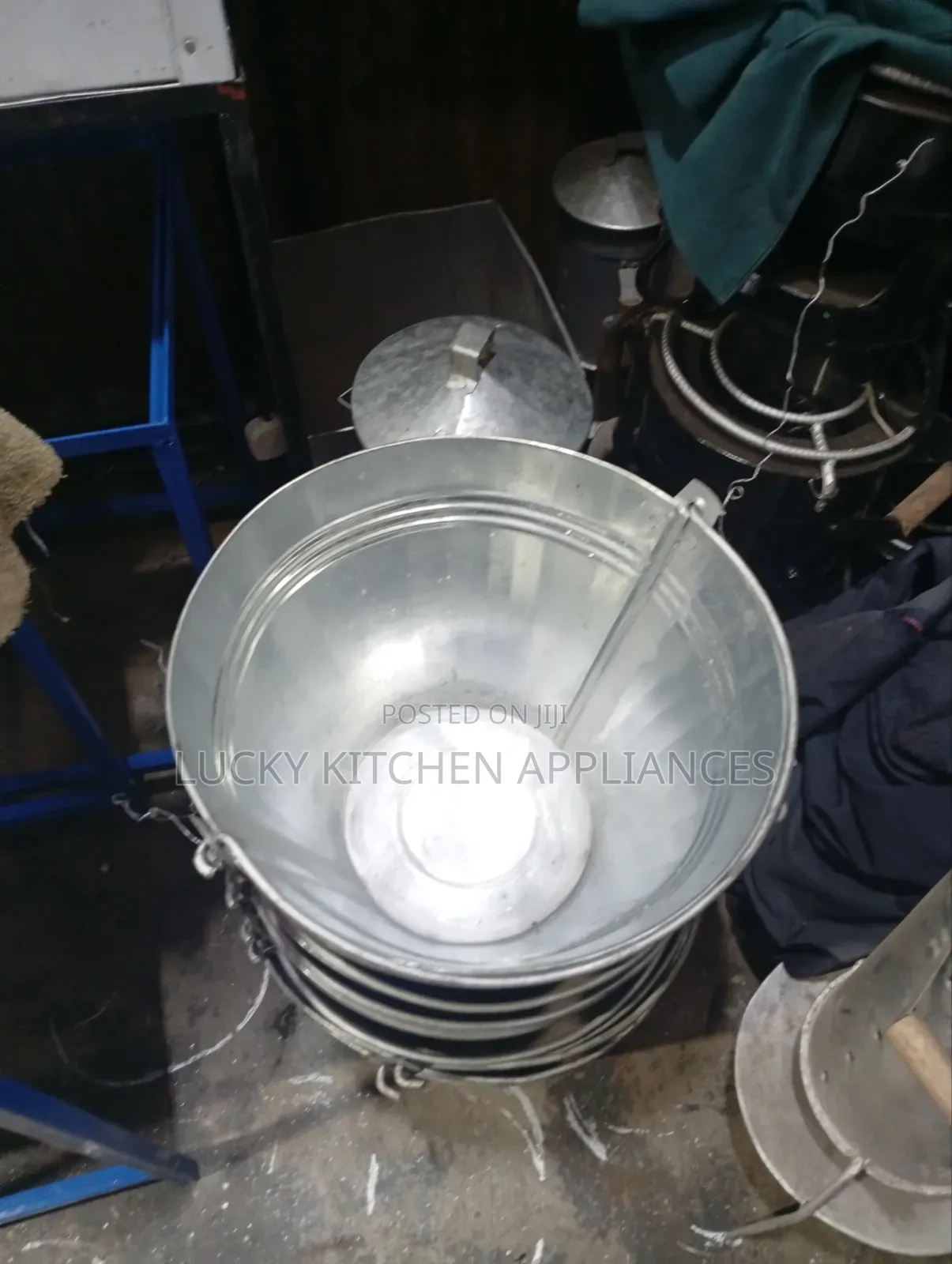 Quality School Metallic Galvanized Bucket.