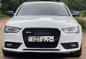 Audi A4 2.0T Premium AWD quattro 2016 White