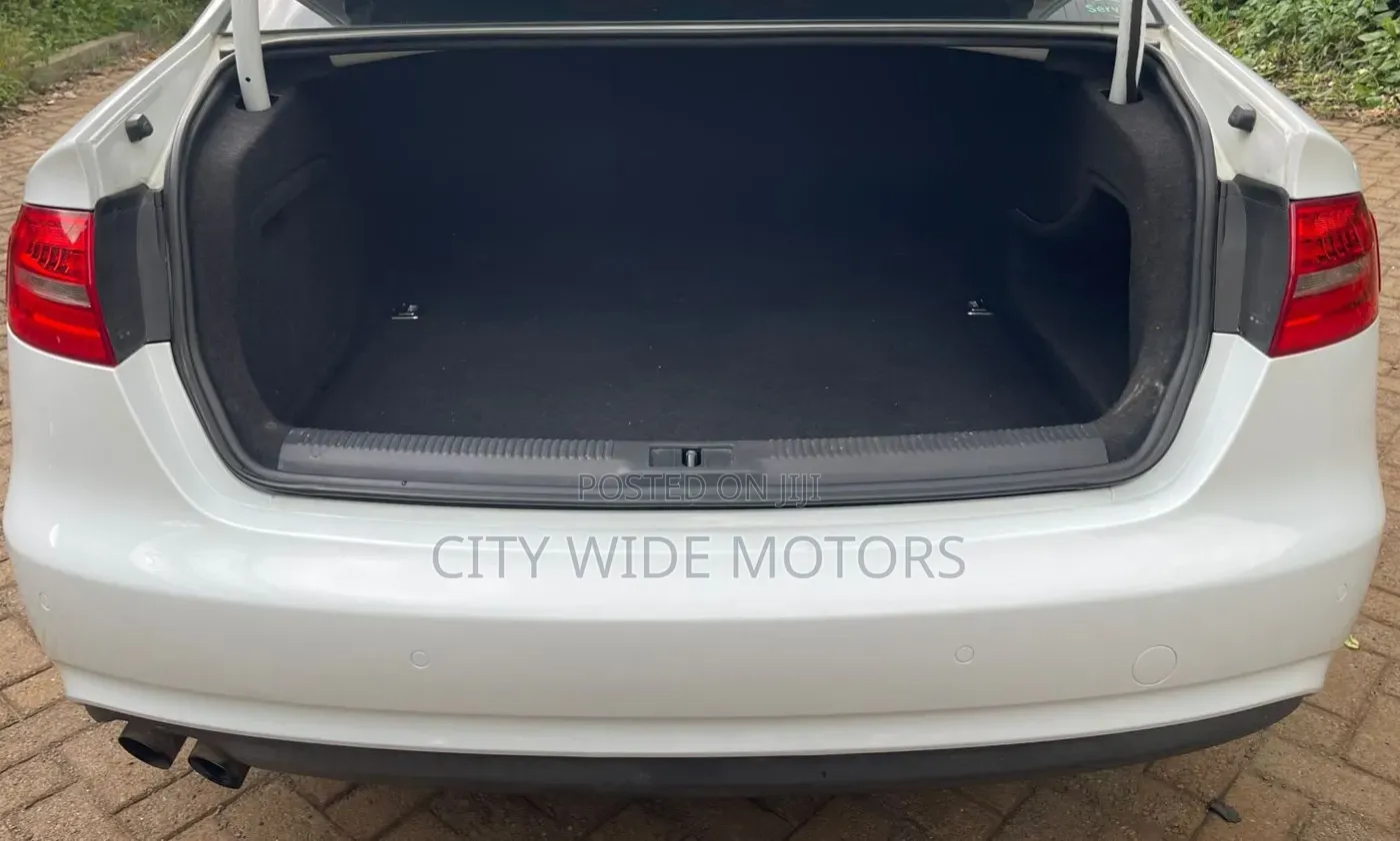 Audi A4 2.0T Premium AWD quattro 2016 White