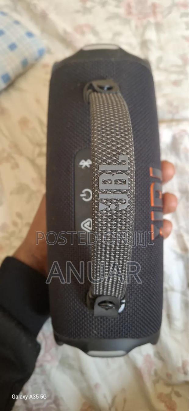 JBL Charge 6 - thumbnail 3