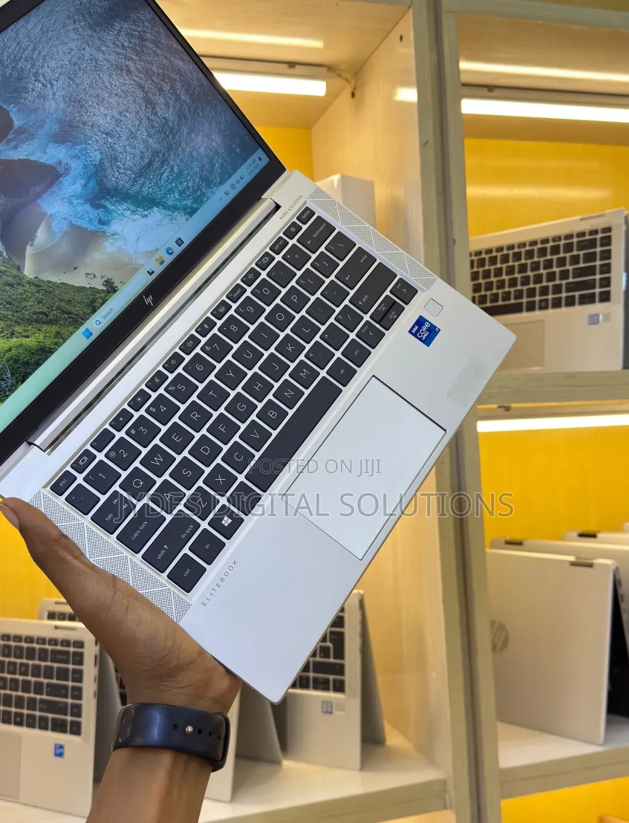 Laptop HP EliteBook 830 G8 16GB Intel Core i7 SSD 512GB