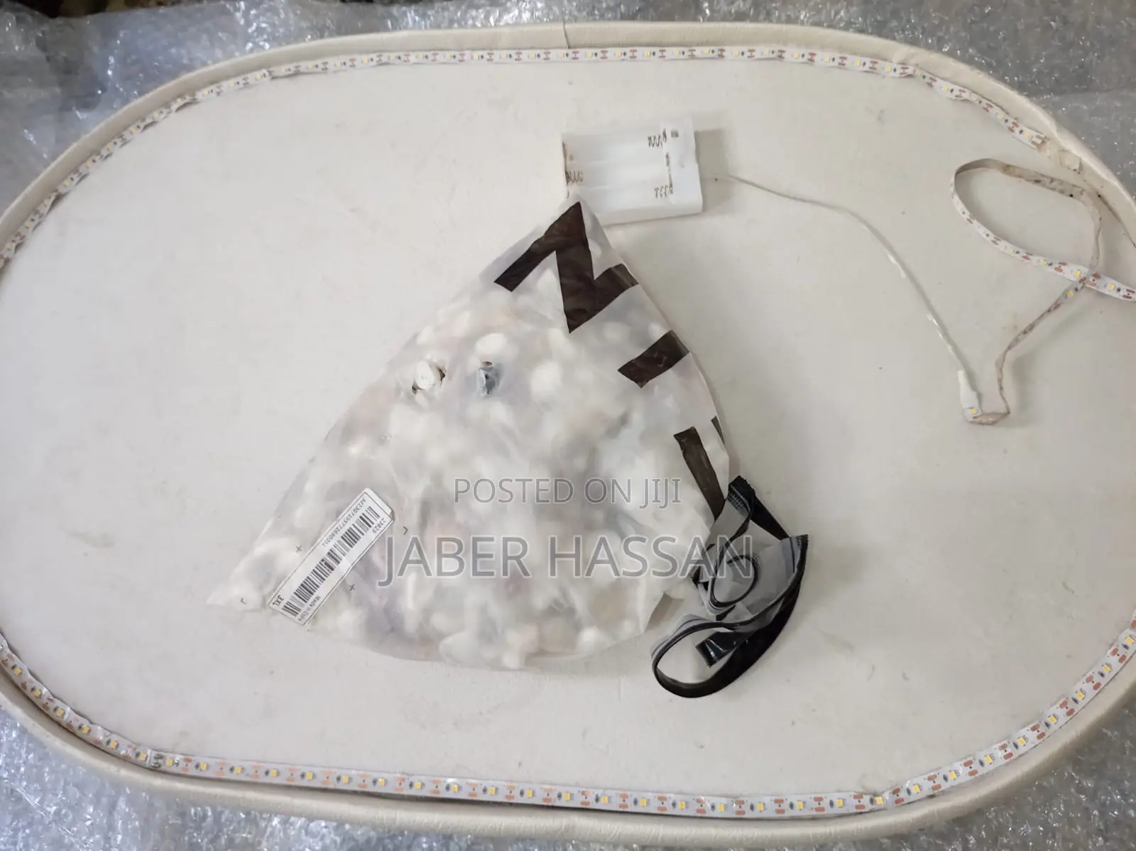 Oval Tray With Led and Stones