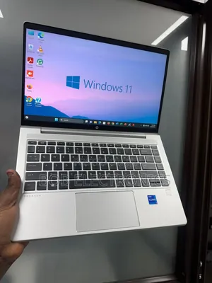 Laptop HP ProBook 440 G10 8GB Intel Core i7 SSD 256GB