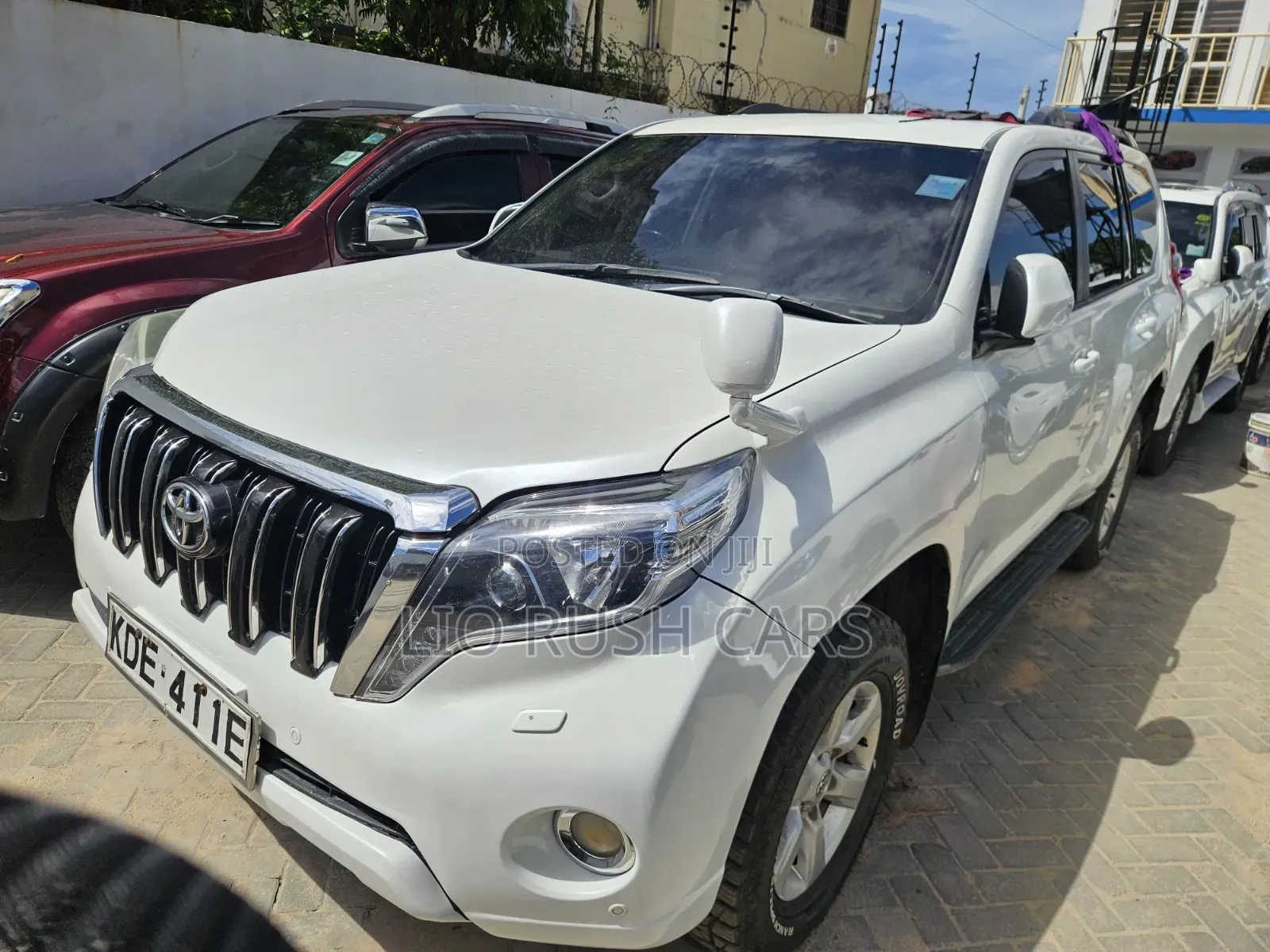 Toyota Land Cruiser Prado 2015 White