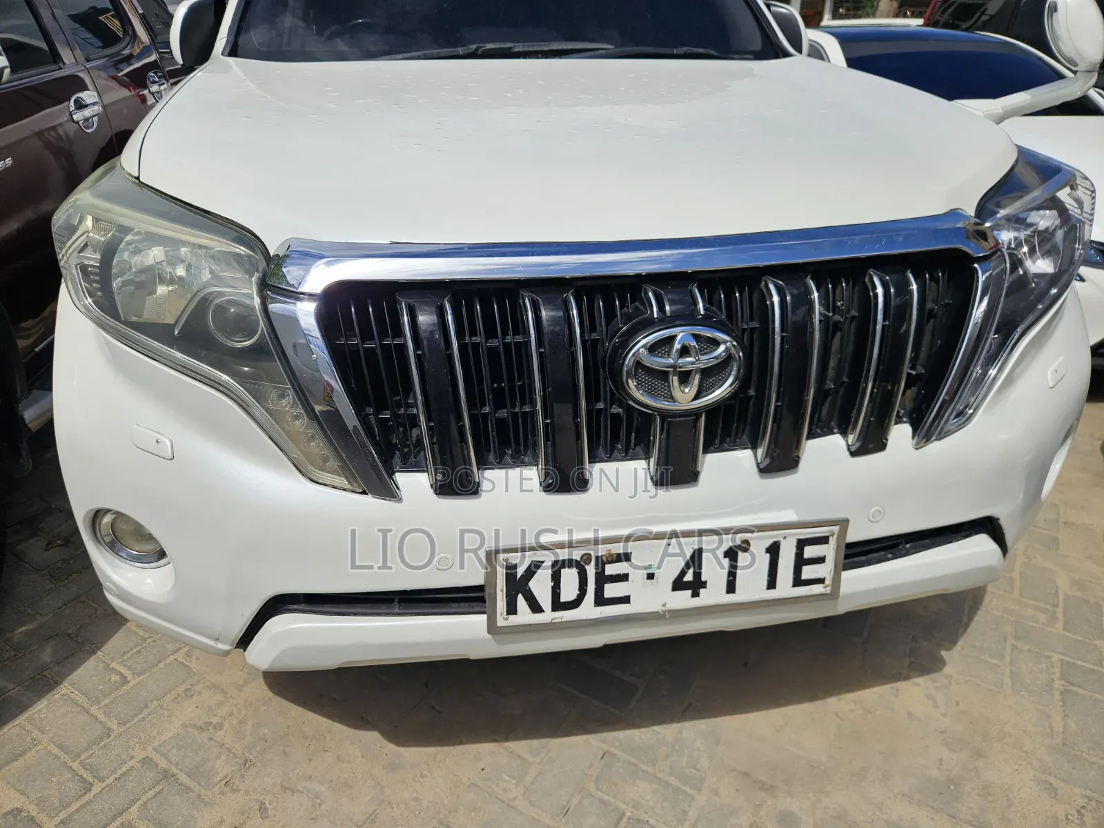 Toyota Land Cruiser Prado 2015 White