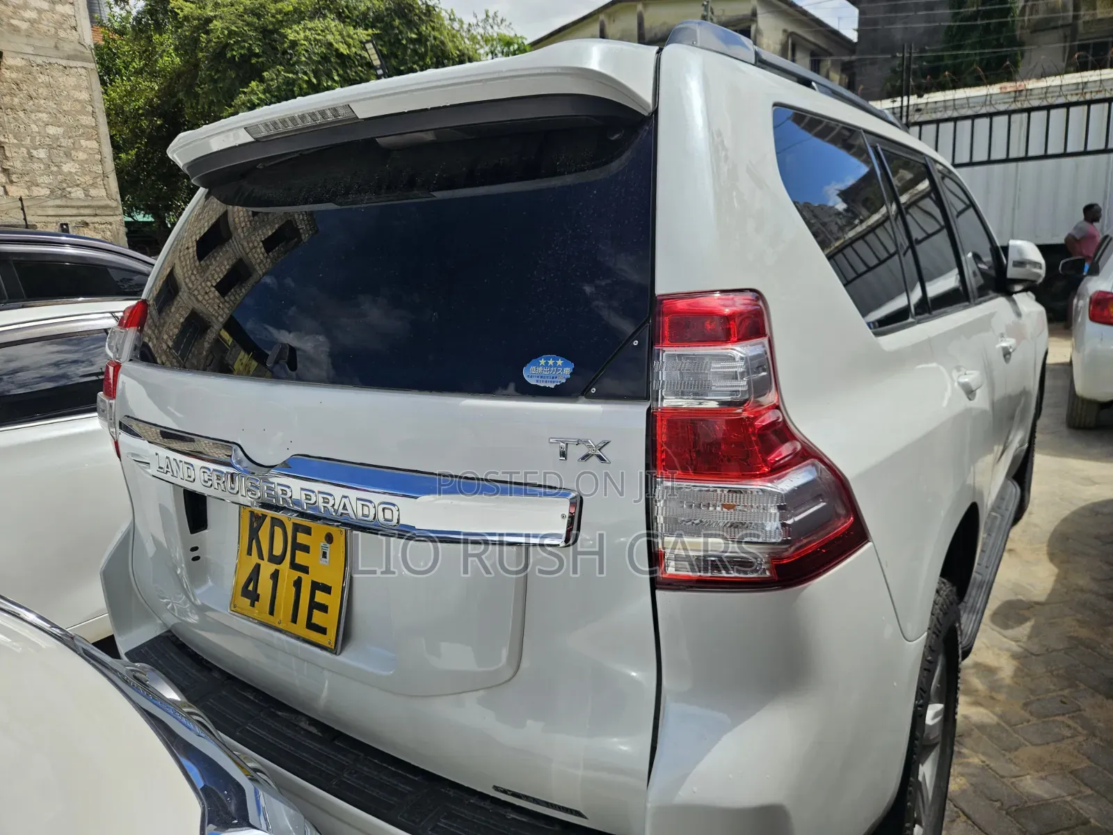 Toyota Land Cruiser Prado 2015 White