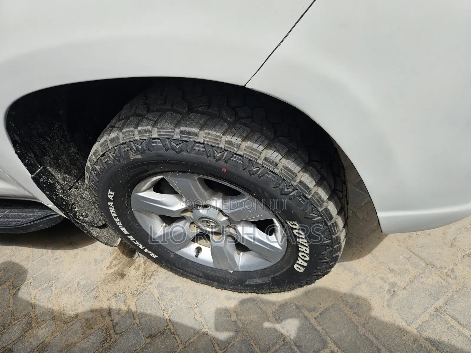 Toyota Land Cruiser Prado 2015 White