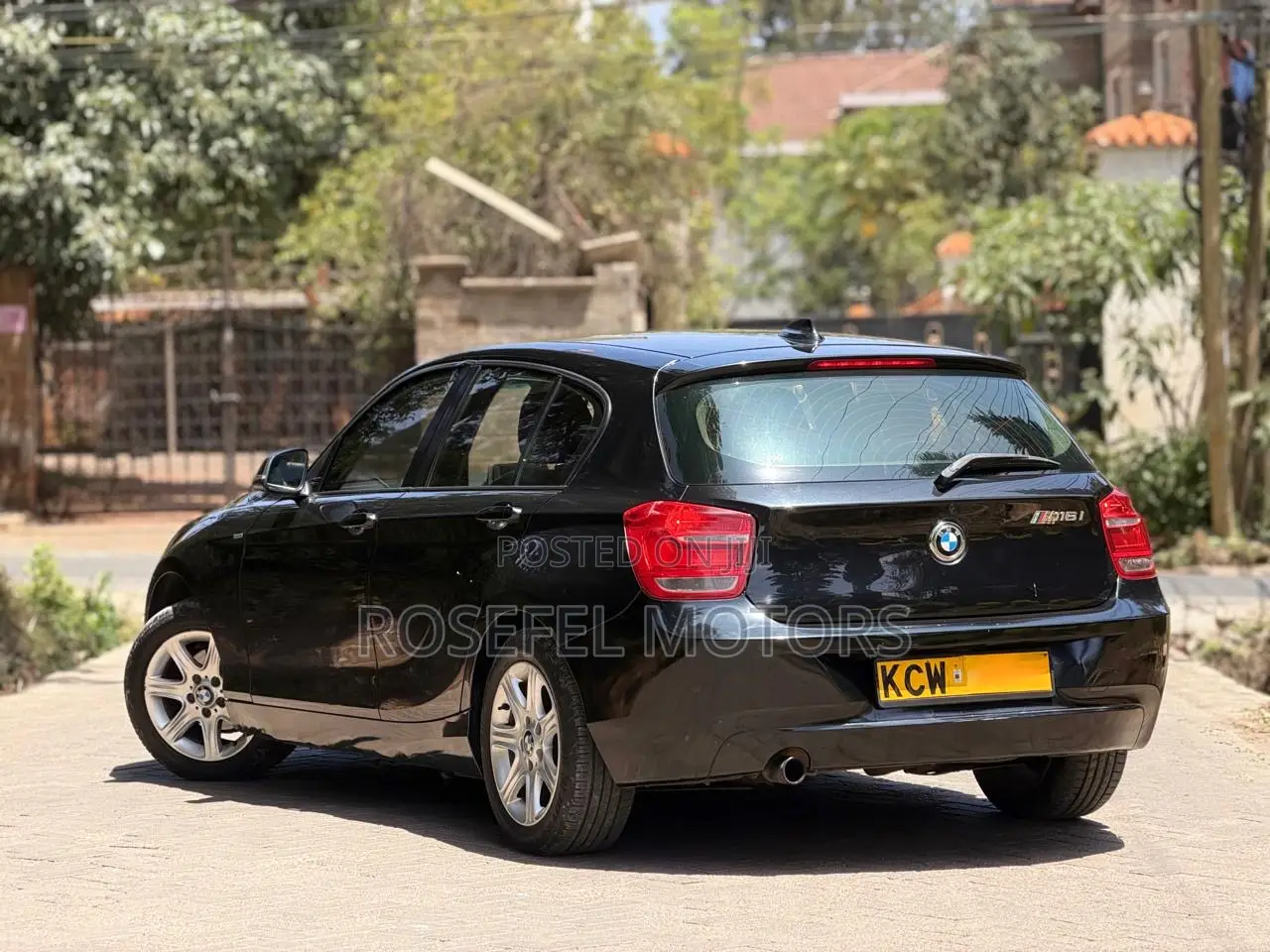 BMW 116i 2012 Black