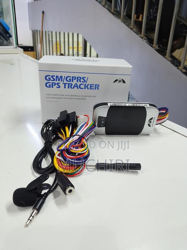 Tk303 GSM/GPRS GPS Car Tracker With Real-Time Tracking Remote Control