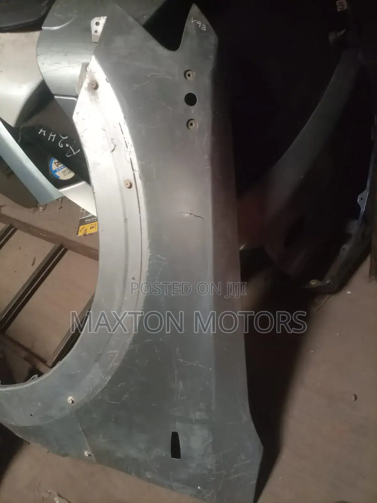 Pajero Shogun V93 Wing Fender With Moulding Provision