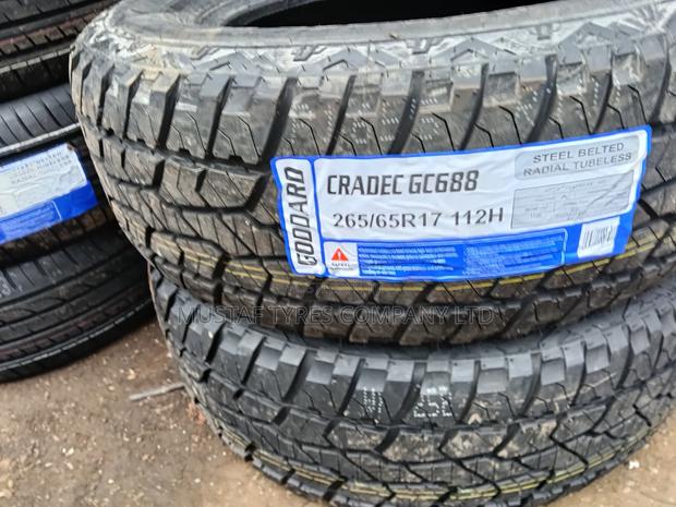 Goodard 265/65r17 At