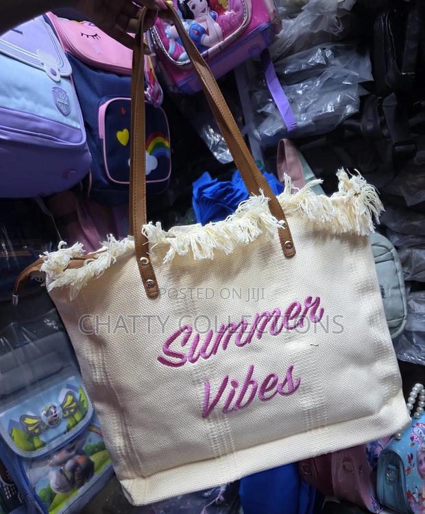 Cream Summer Vibes Large Capacity Women Beach/ Market Bag With Zip
