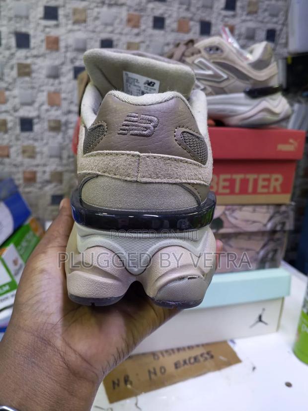 Nb 9060 Mushroom-Colourway. - thumbnail 3