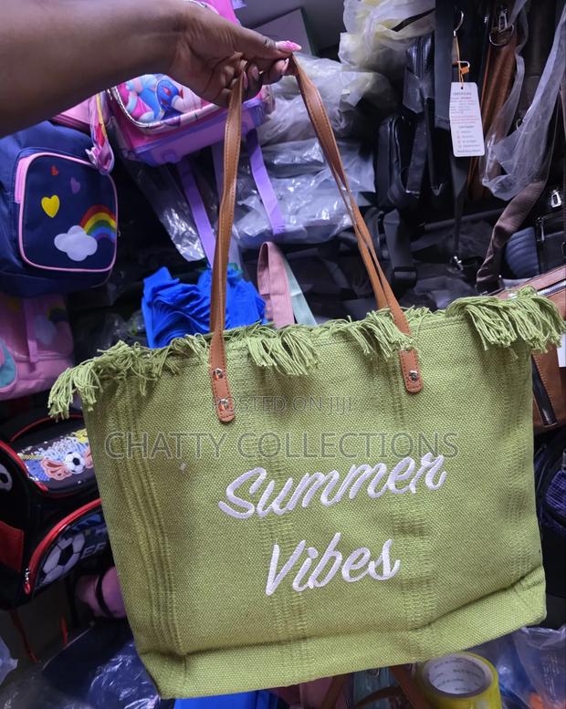 Green Summer Vibes Large Capacity Women Beach/ Market Bag With Zip