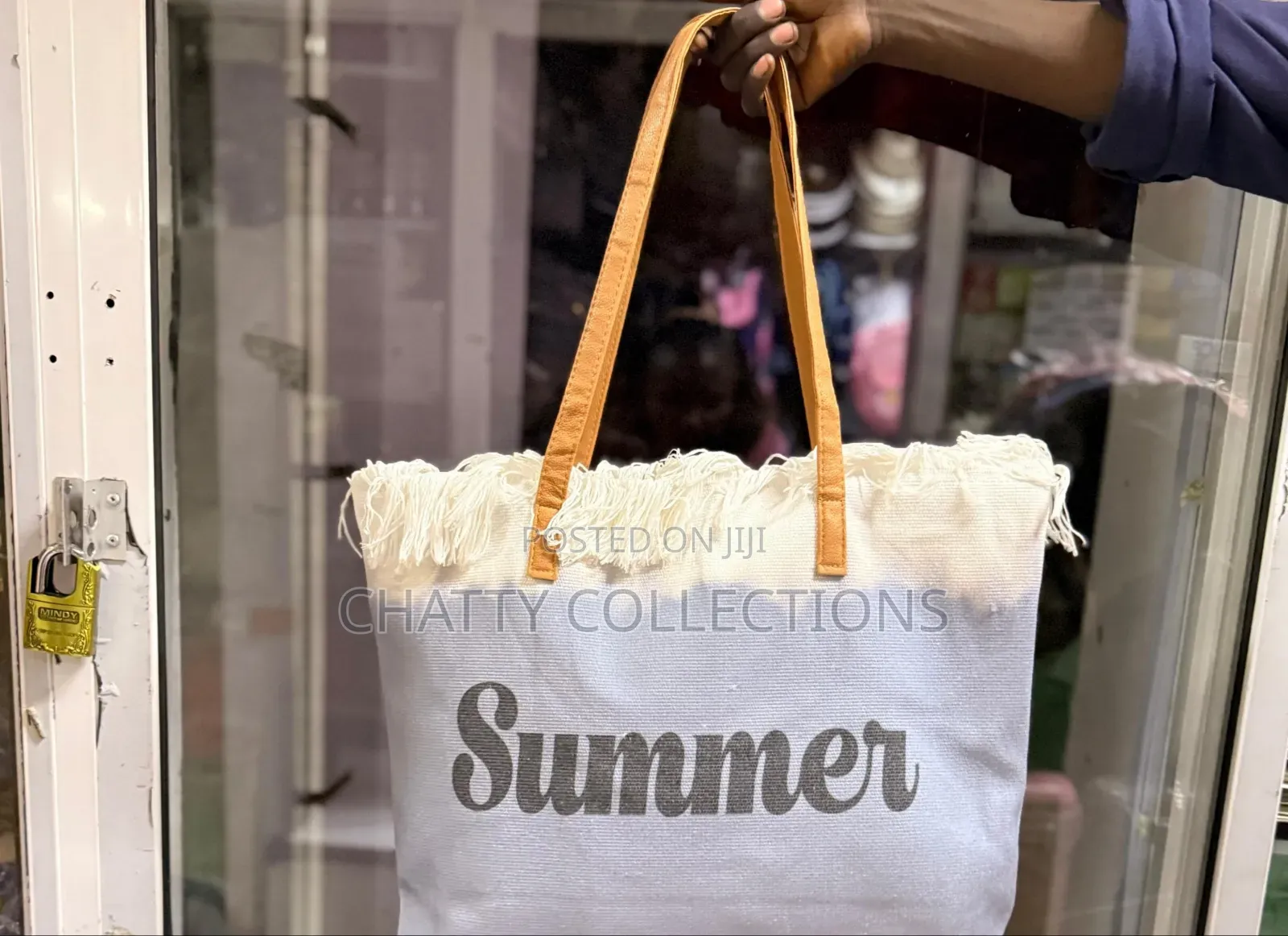 Gray Large Capacity Summer Bag With Zip and Leather Straps