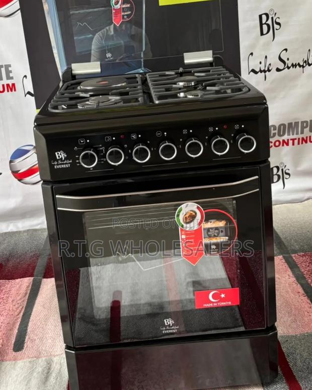 Everest Black 60×60 Gas Cooker With Turbo Fan Oven