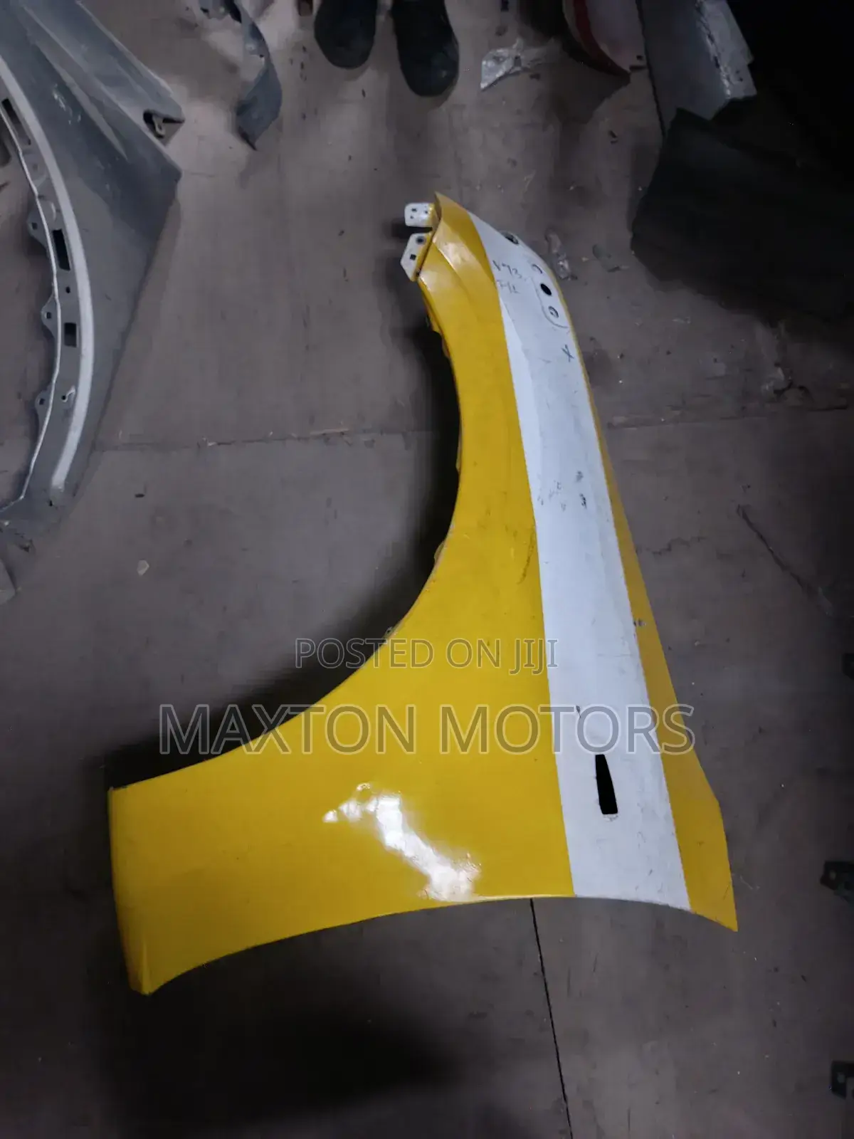 Pajero Shogun V93 Wing Fender Without Moulding