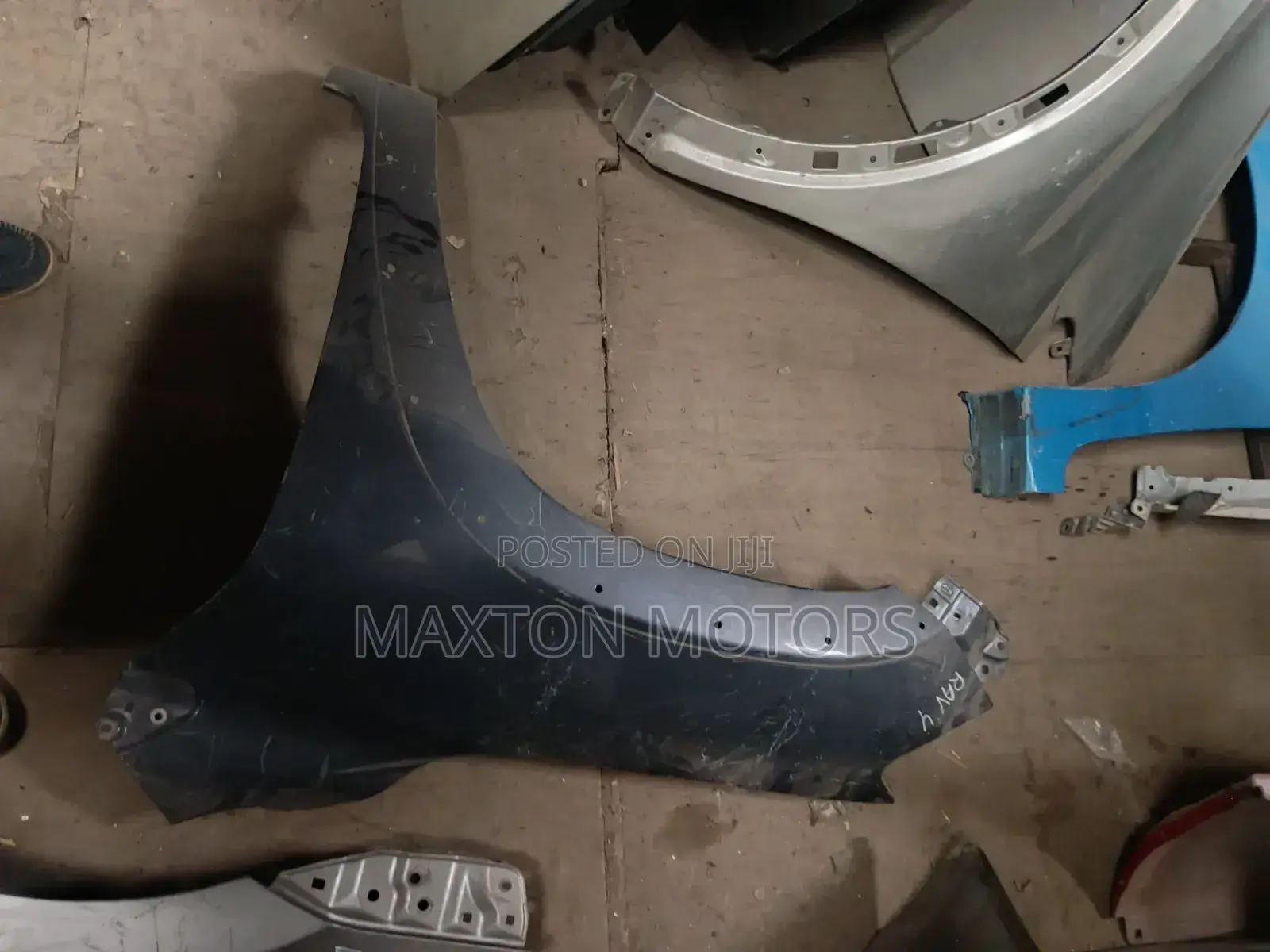 Rav 4 Aca31-36 Wing Fender With Moulding Provision