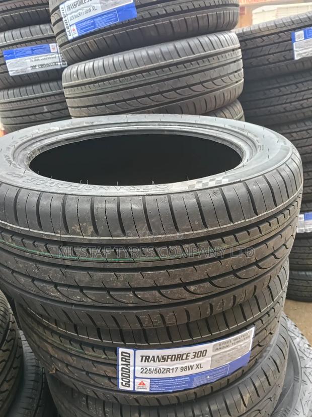 Goodard 225/50r17 Ht