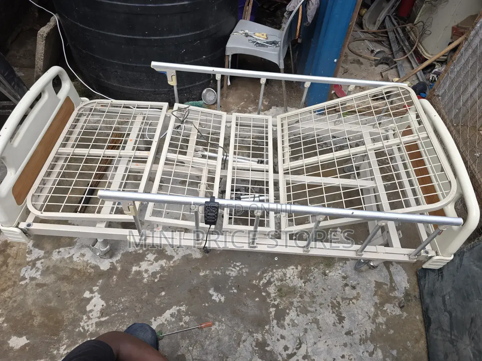 3 Crank Electric Bed