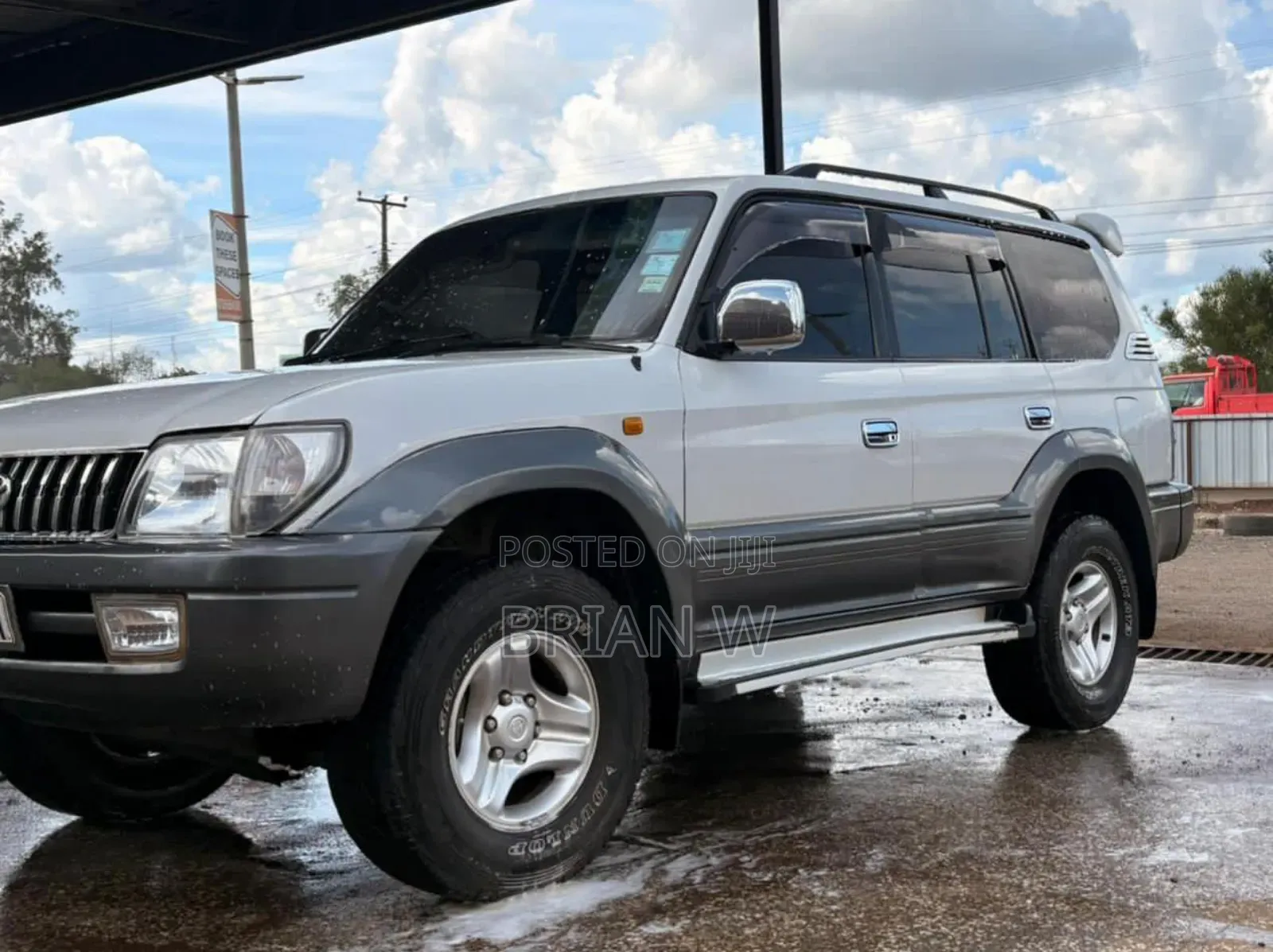 Toyota Land Cruiser Prado 2002 White