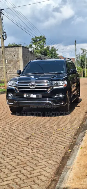 Toyota Land Cruiser 2011 Black