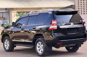 Toyota Land Cruiser Prado 2.8 D-4D 2015 Black