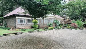 11 Rooms Commercial Bungalow on Half Acre Land in Kilimani Kirichwa Rd