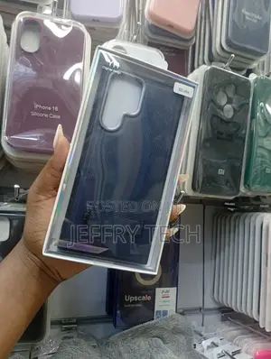Leather Case With a Magsafe Specif for the Samsung Galaxy S22 Ultra